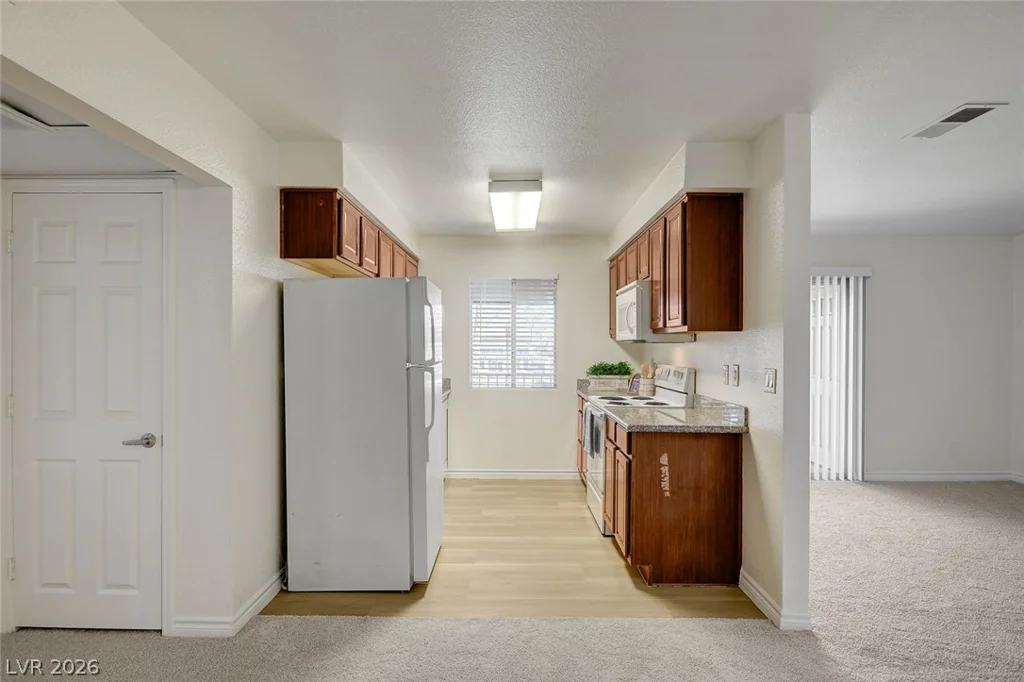5116 River Glen, Las Vegas, NV 89103