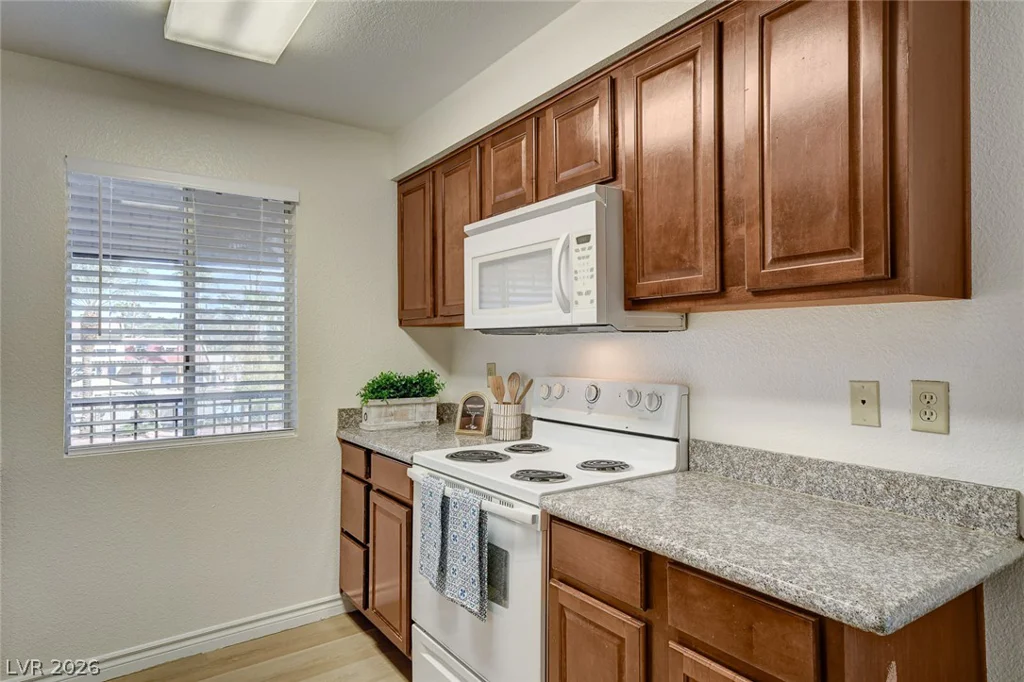 5116 River Glen, Las Vegas, NV 89103