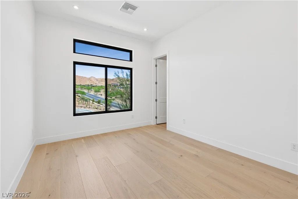 184 Inland Shores, Henderson, NV 89011