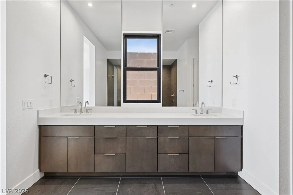 184 Inland Shores, Henderson, NV 89011