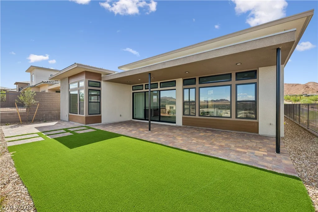 184 Inland Shores, Henderson, NV 89011
