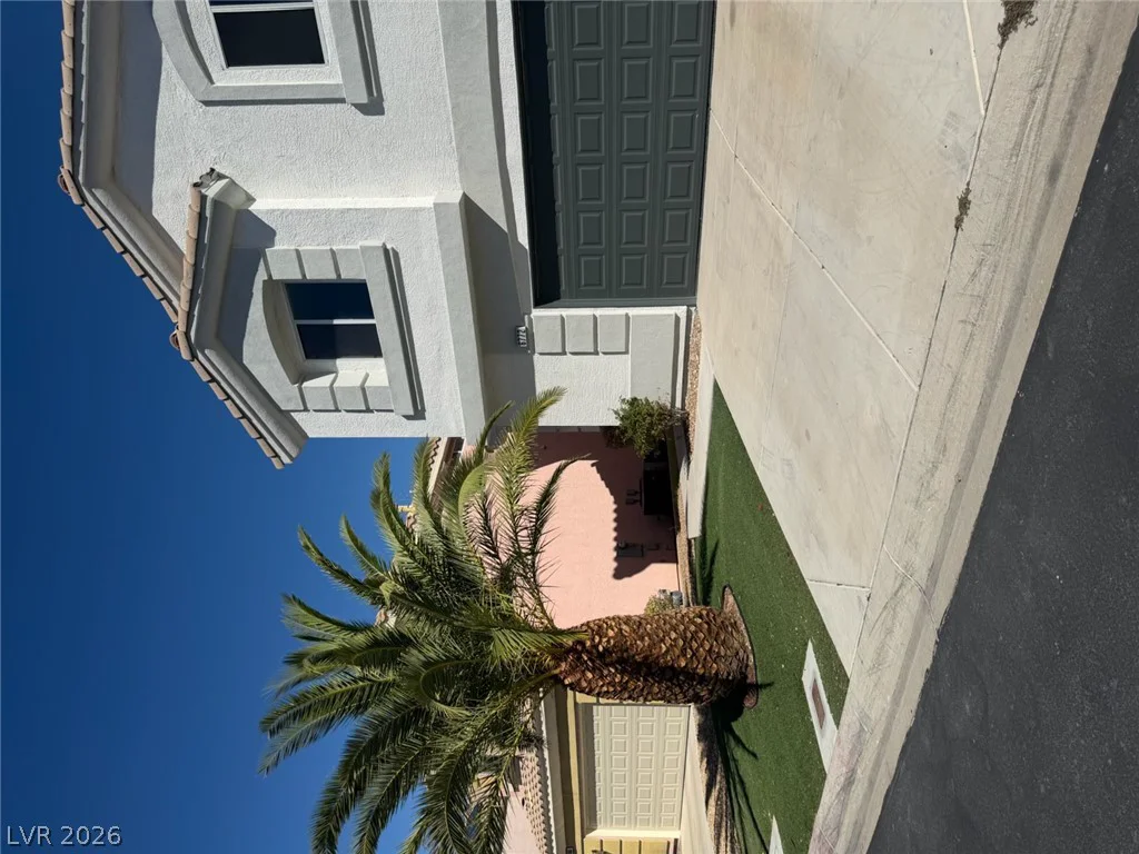 6772 Gold Yarrow, Las Vegas, NV 89148
