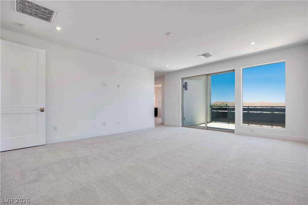 215 Sailing Sunset, Henderson, NV 89011