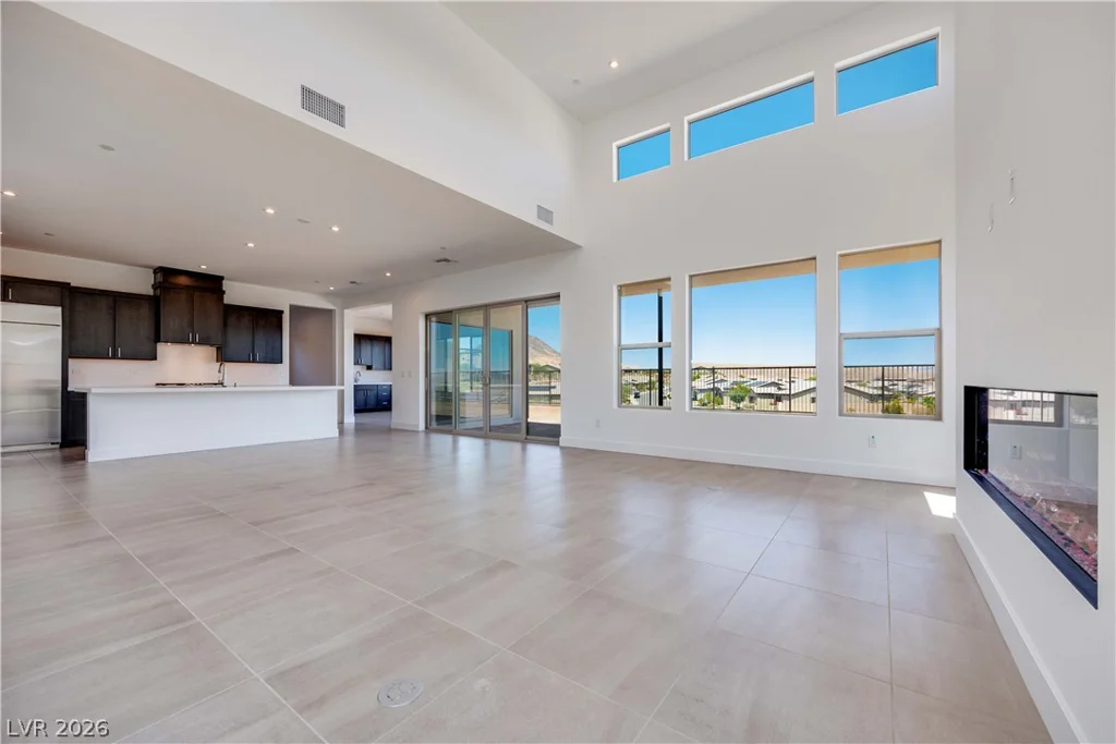 215 Sailing Sunset, Henderson, NV 89011