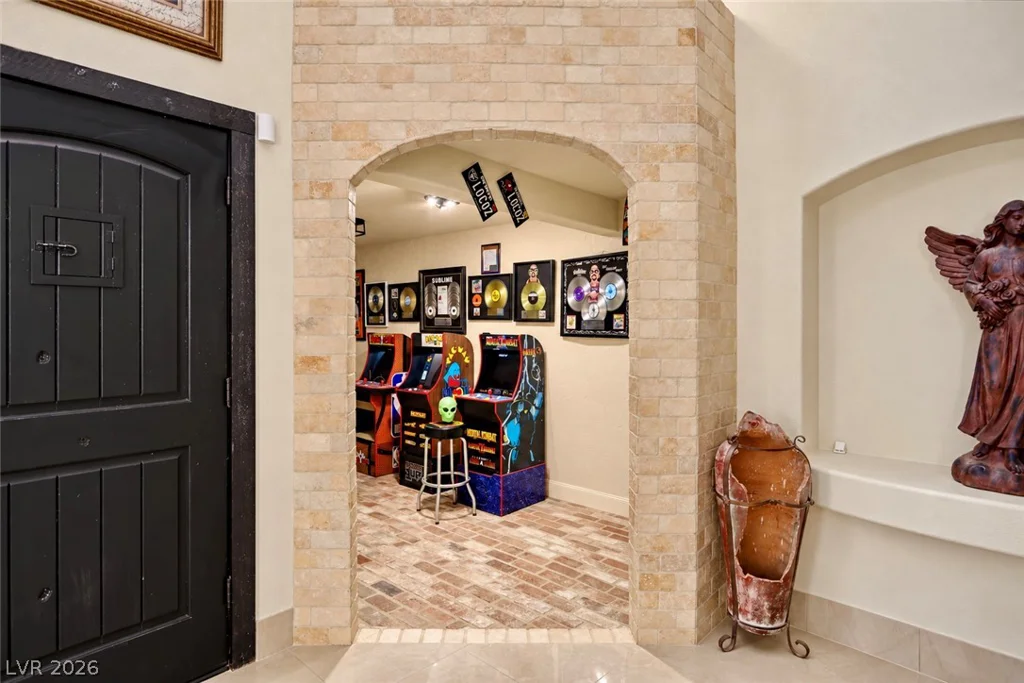 527 Leap Frog, Las Vegas, NV 89183