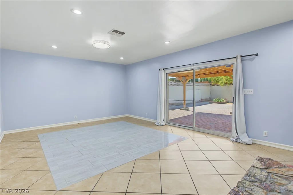1716 Kiltie, Las Vegas, NV 89102