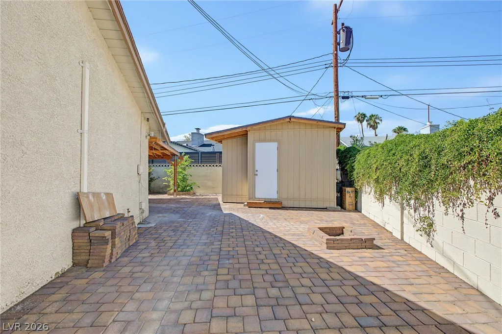 1716 Kiltie, Las Vegas, NV 89102