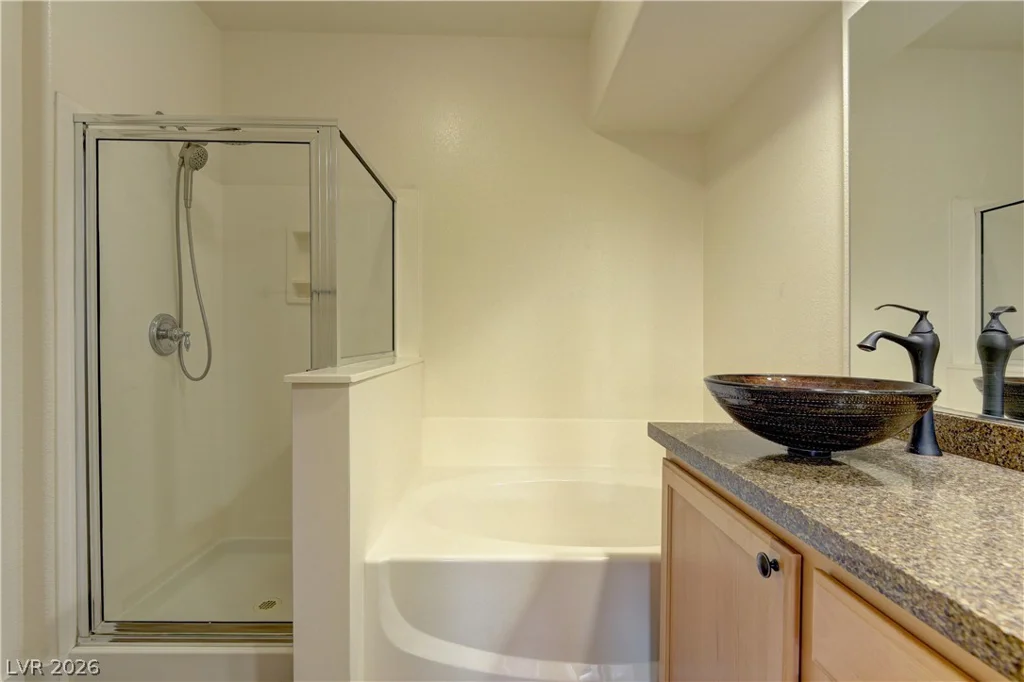 3975 Hualapai, Las Vegas, NV 89129