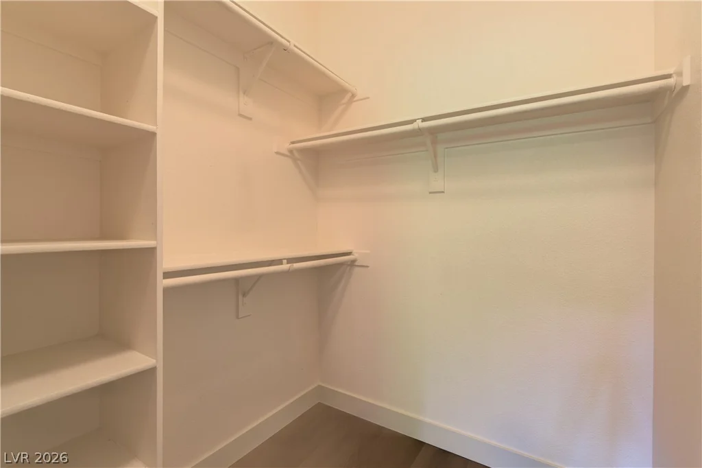 3975 Hualapai, Las Vegas, NV 89129