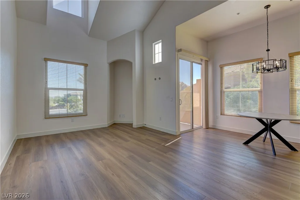 3975 Hualapai, Las Vegas, NV 89129