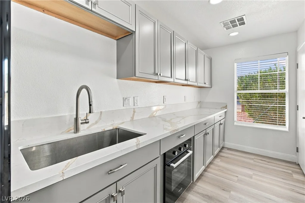 5222 Puma, North Las Vegas, NV 89031