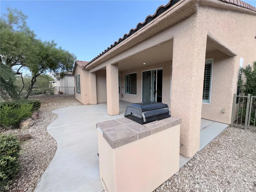 5105 Vincitor, Las Vegas, NV 89135