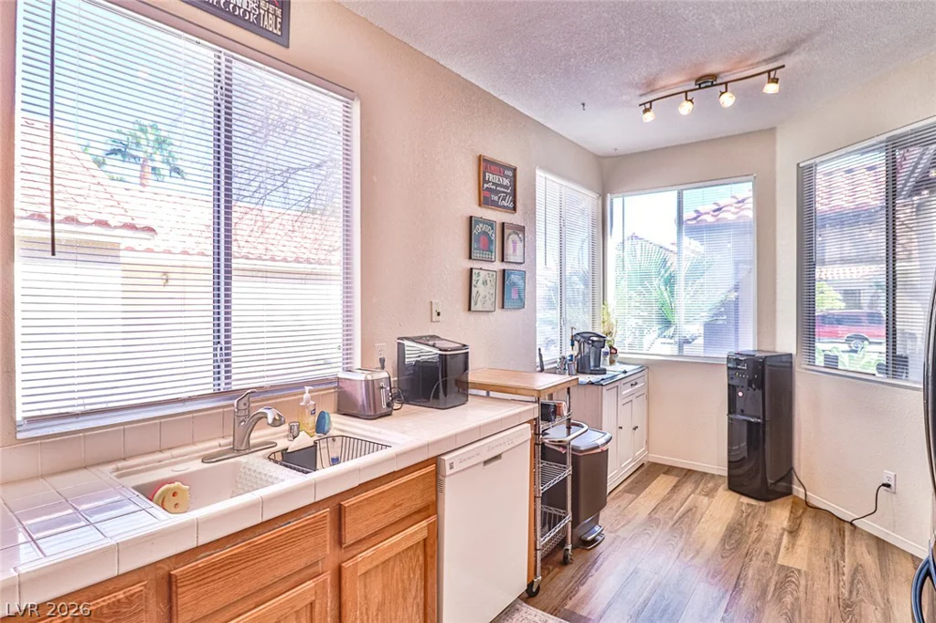 1853 Spangle, Las Vegas, NV 89108