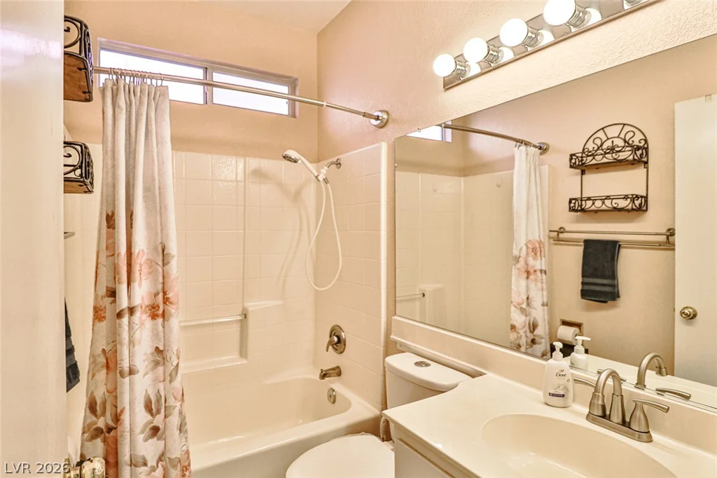 1853 Spangle, Las Vegas, NV 89108