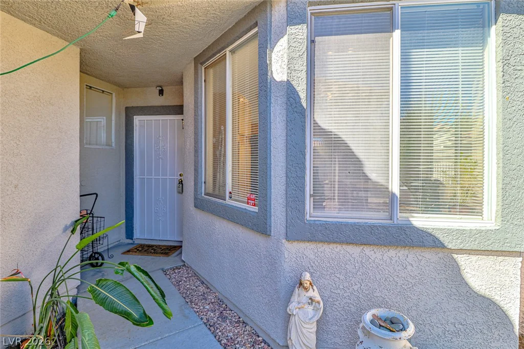 1853 Spangle, Las Vegas, NV 89108