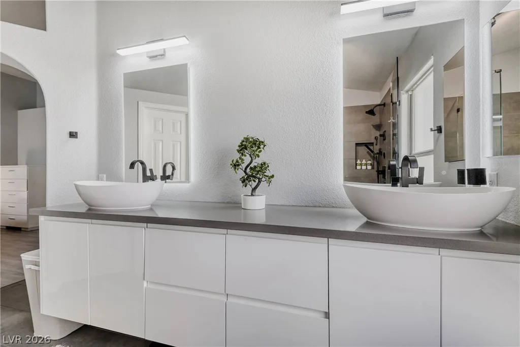1915 Coralino, Henderson, NV 89074
