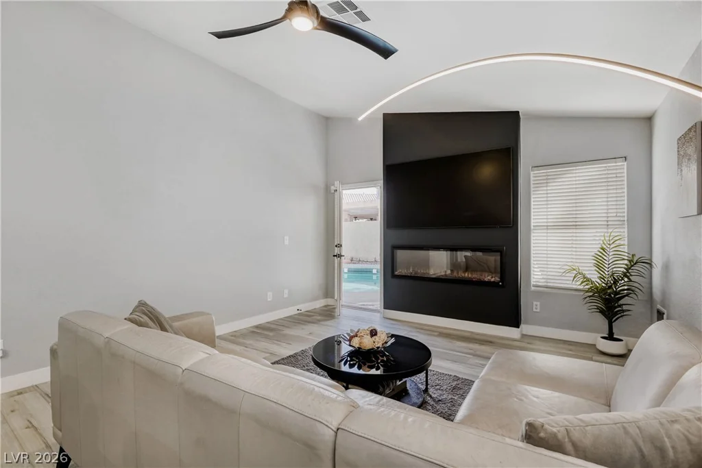 1915 Coralino, Henderson, NV 89074