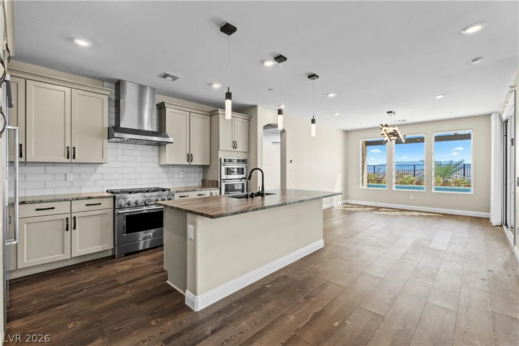 70 Sun Lily, Henderson, NV 89011