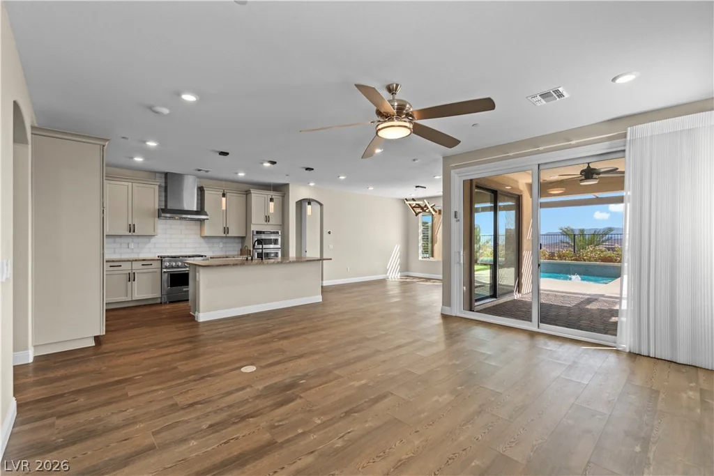 70 Sun Lily, Henderson, NV 89011