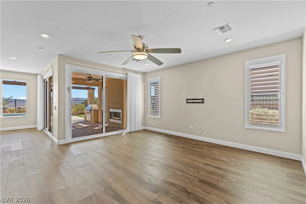 70 Sun Lily, Henderson, NV 89011