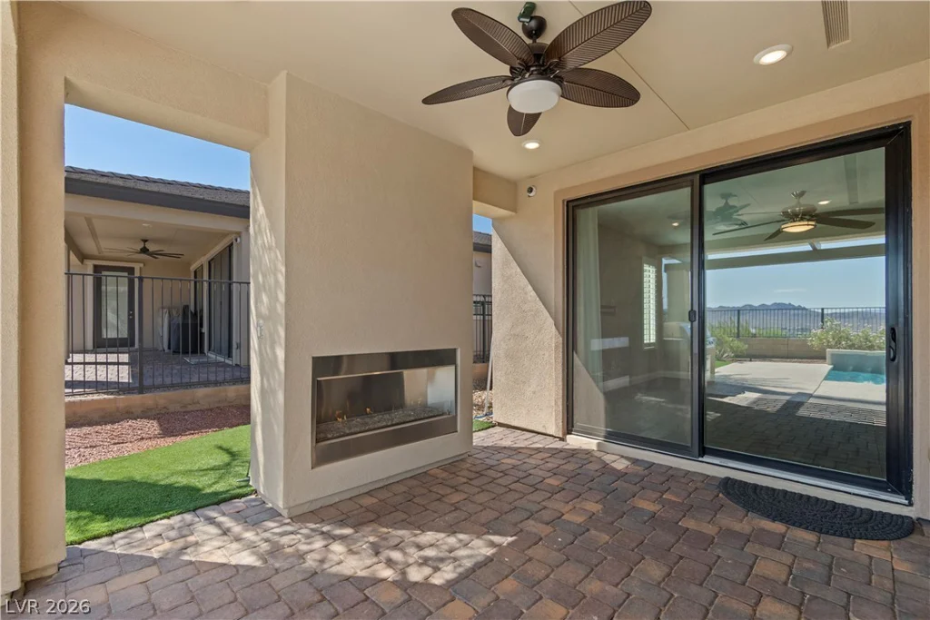 70 Sun Lily, Henderson, NV 89011