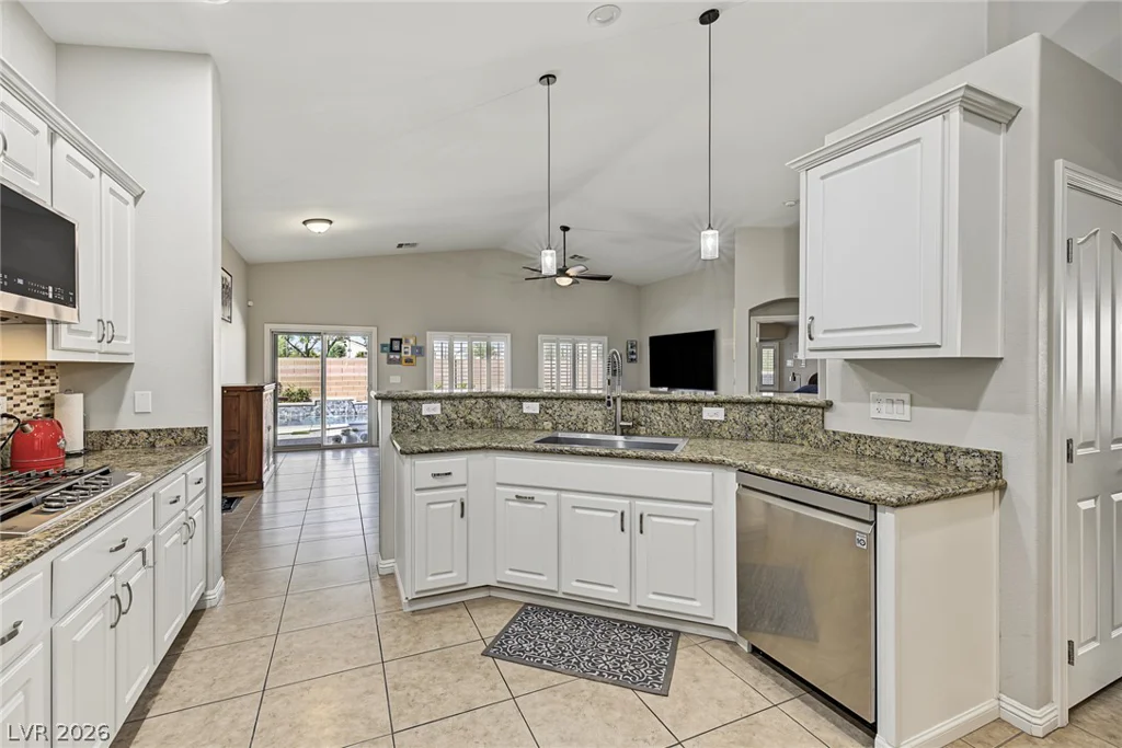 4604 Sea Dream, North Las Vegas, NV 89031