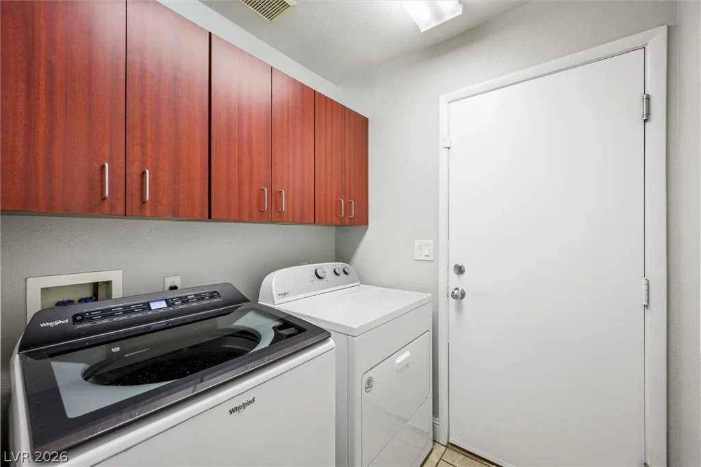 1917 Badger Canyon, North Las Vegas, NV 89031