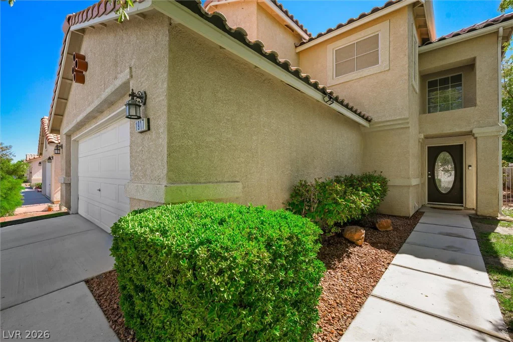 1917 Badger Canyon, North Las Vegas, NV 89031