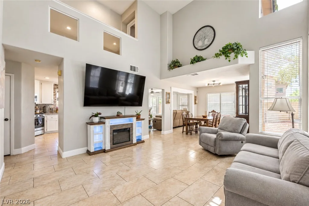 1917 Badger Canyon, North Las Vegas, NV 89031