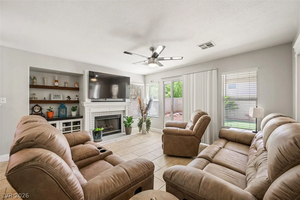 1917 Badger Canyon, North Las Vegas, NV 89031