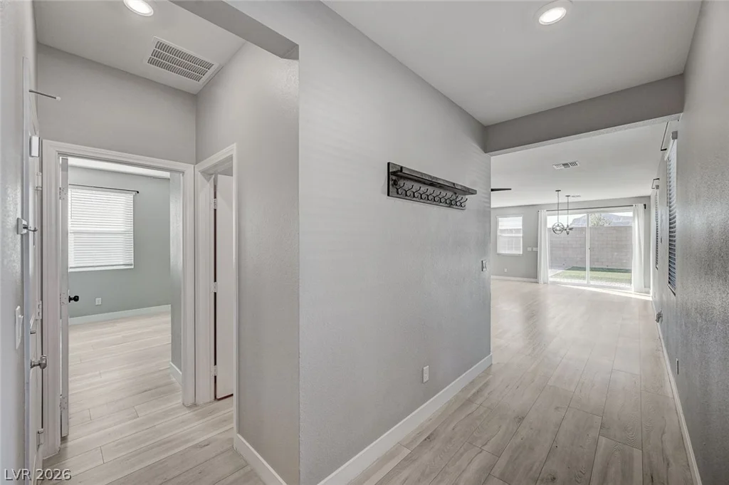 9467 Nottingham Bay, Las Vegas, NV 89178