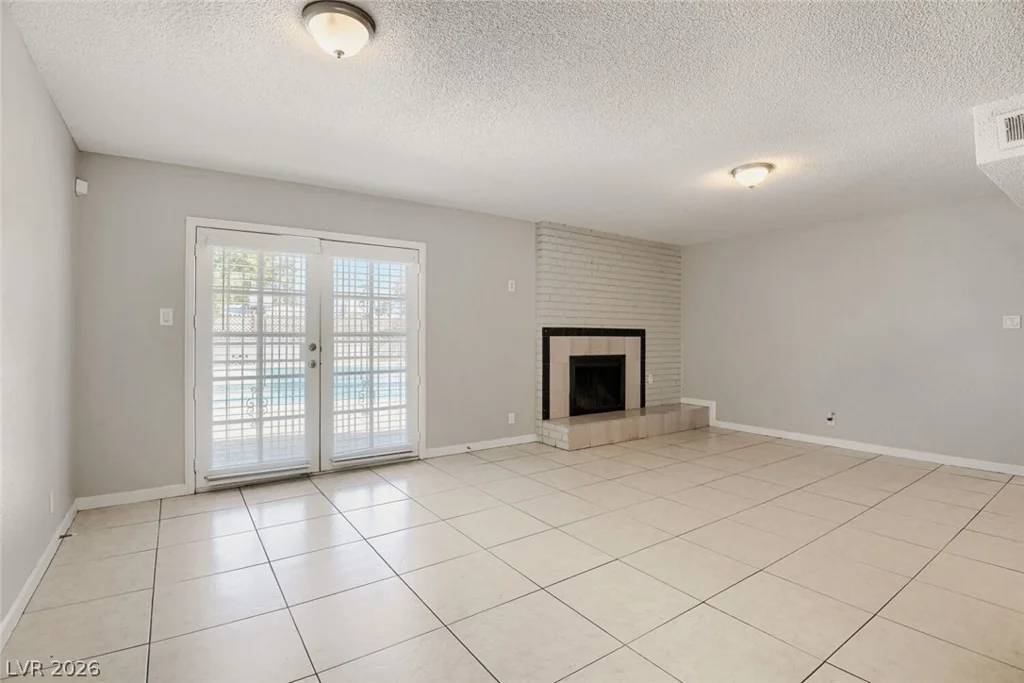 3904 Ventura, Las Vegas, NV 89121