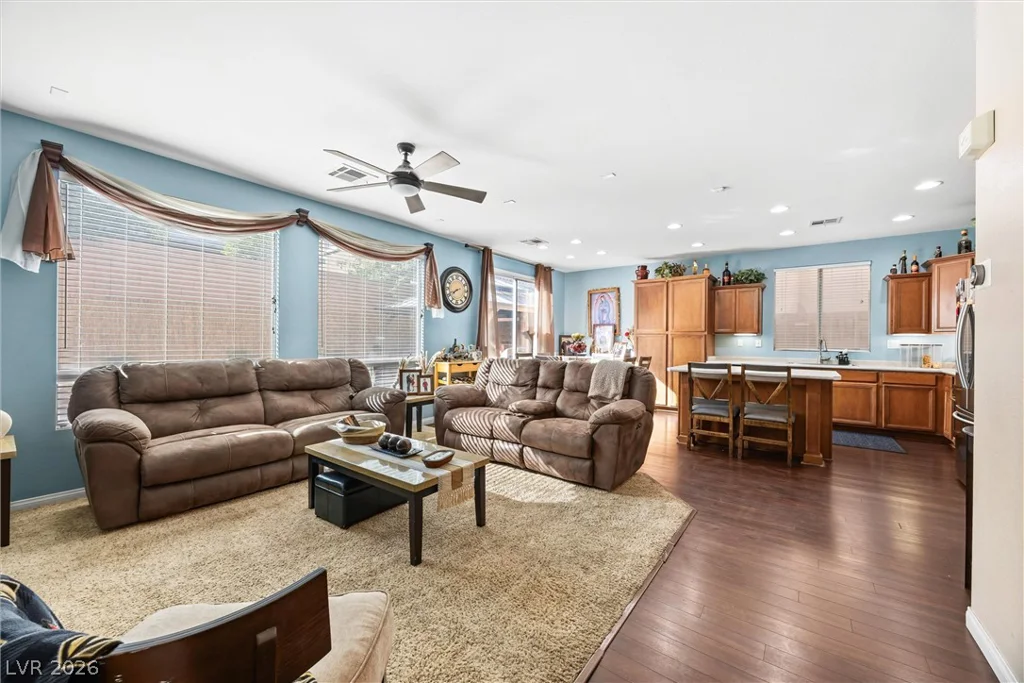 9879 Serona Heights, Las Vegas, NV 89178