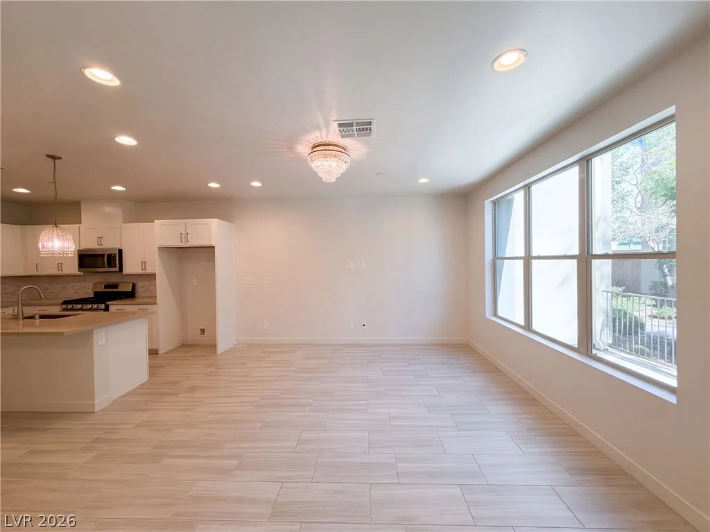 1250 Venue, Las Vegas, NV 89135