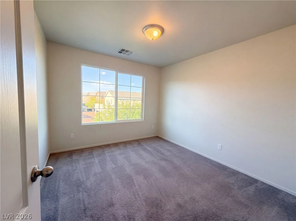 10713 Dobbs, Las Vegas, NV 89166