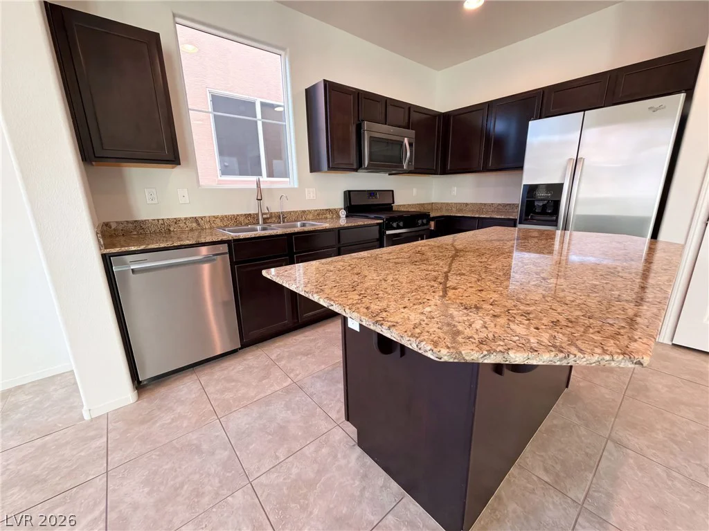 10713 Dobbs, Las Vegas, NV 89166