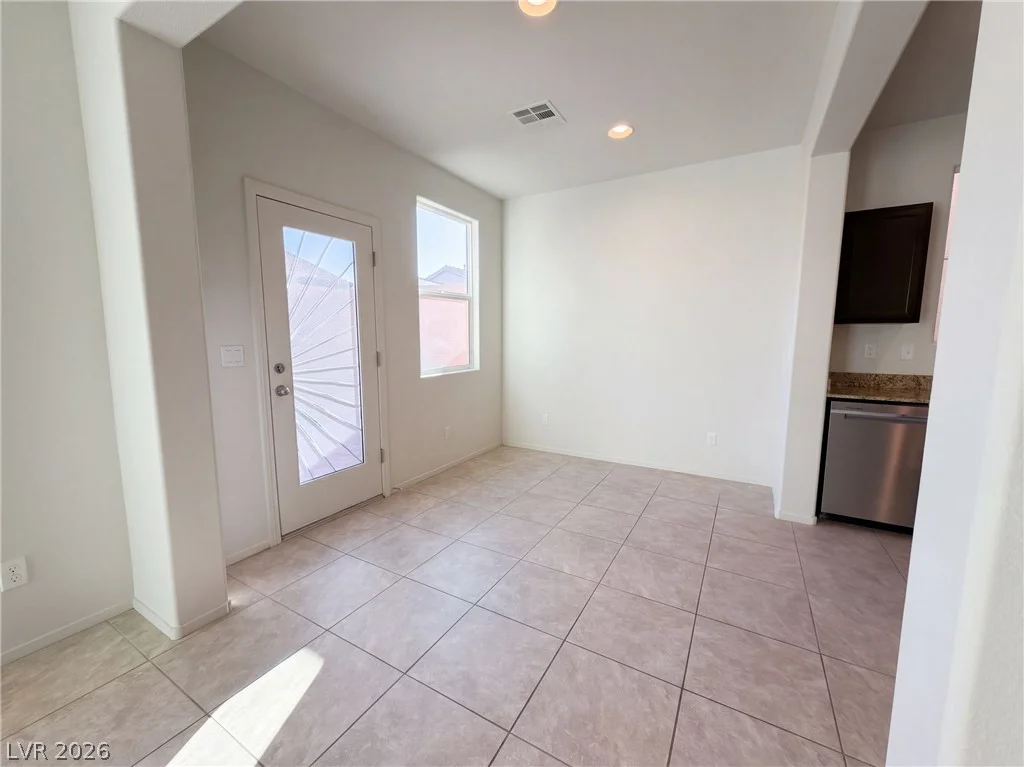 10713 Dobbs, Las Vegas, NV 89166