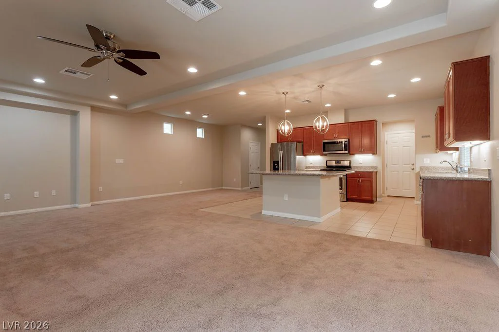 5650 Dancing Bee, Las Vegas, NV 89141