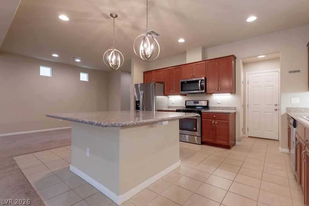 5650 Dancing Bee, Las Vegas, NV 89141