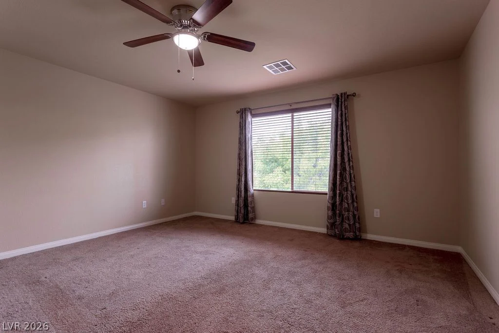 5650 Dancing Bee, Las Vegas, NV 89141