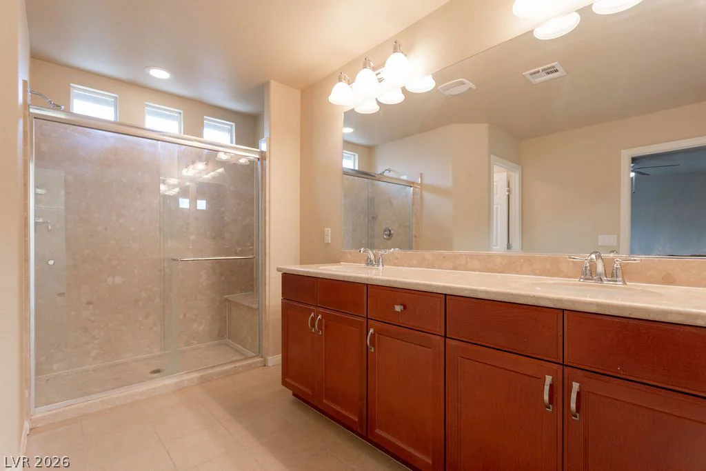 5650 Dancing Bee, Las Vegas, NV 89141