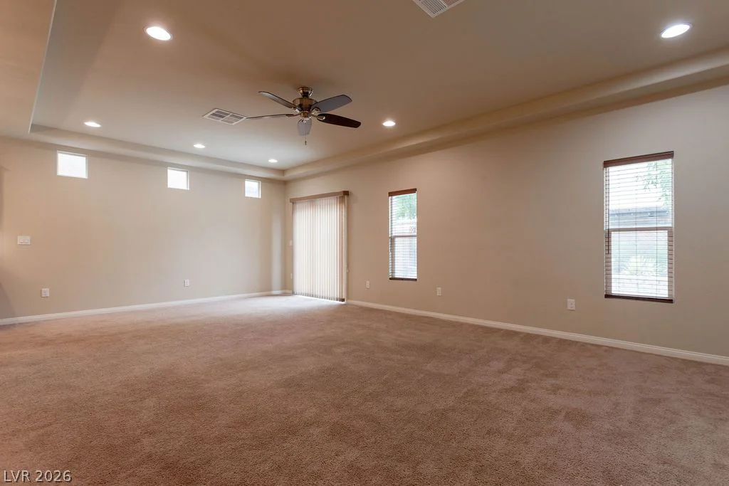 5650 Dancing Bee, Las Vegas, NV 89141