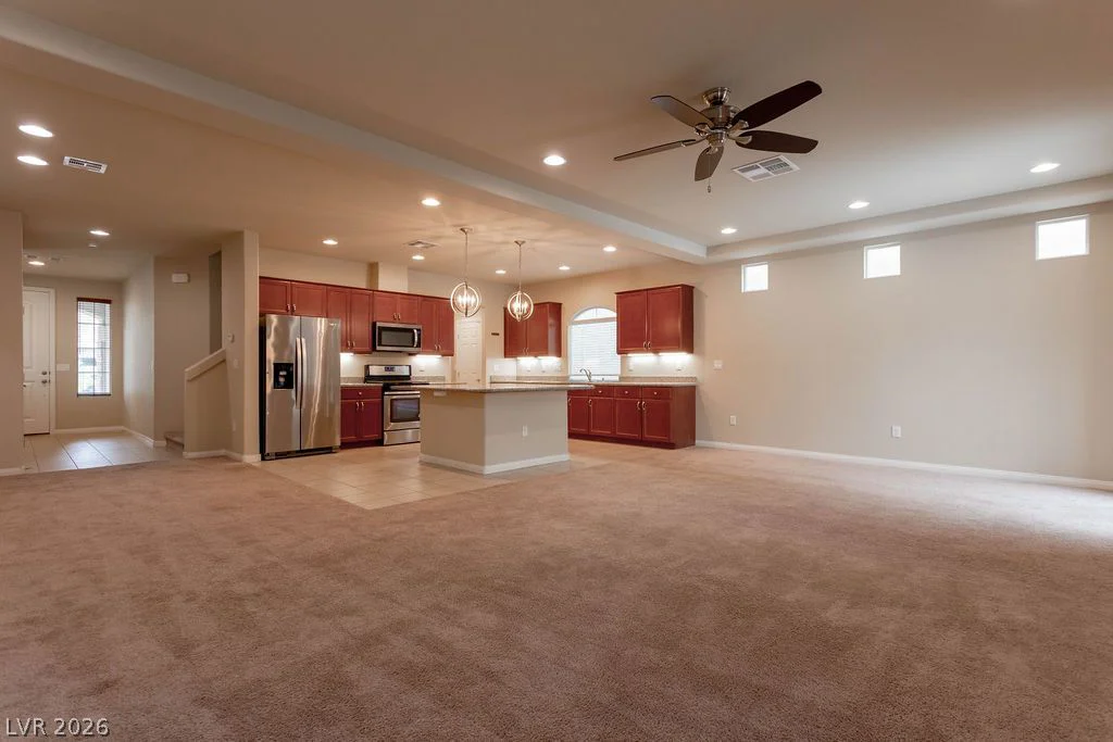 5650 Dancing Bee, Las Vegas, NV 89141