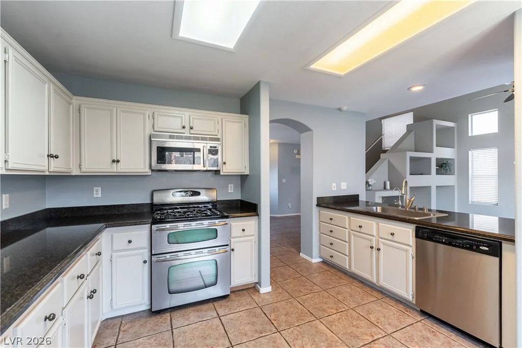 8128 Pursuit, Las Vegas, NV 89131