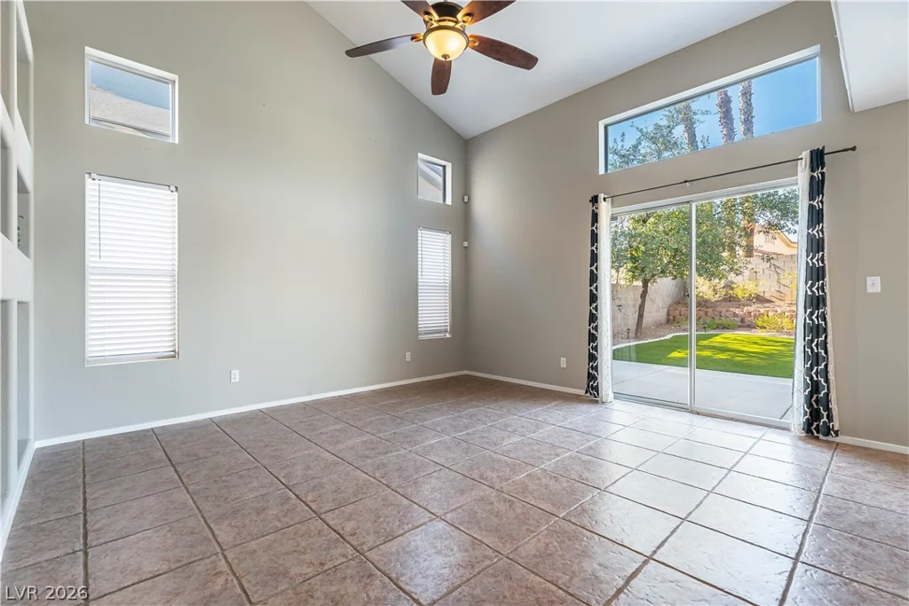 8128 Pursuit, Las Vegas, NV 89131