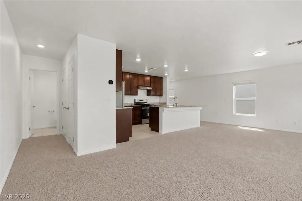 4056 Campeche, Las Vegas, NV 89121