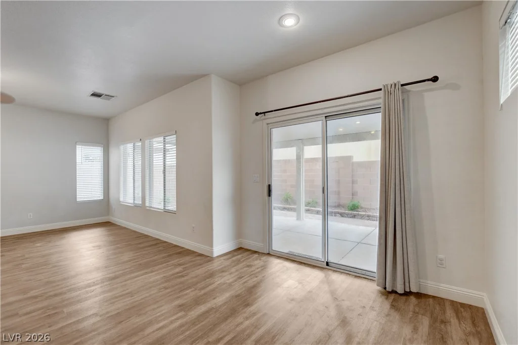 931 APPALOOSA HILLS, North Las Vegas, NV 89081