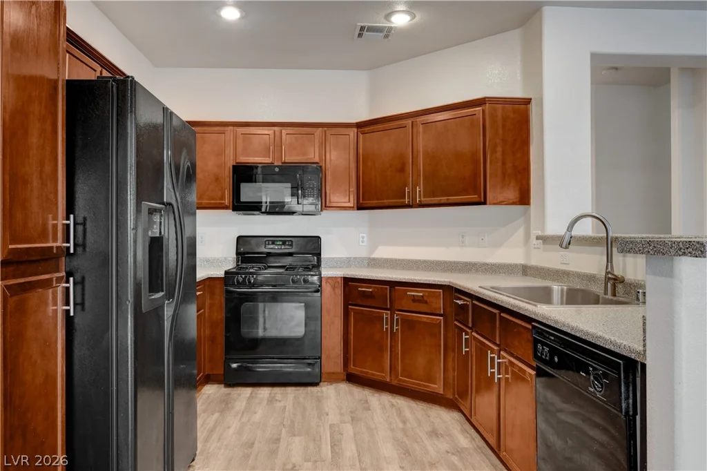 931 APPALOOSA HILLS, North Las Vegas, NV 89081