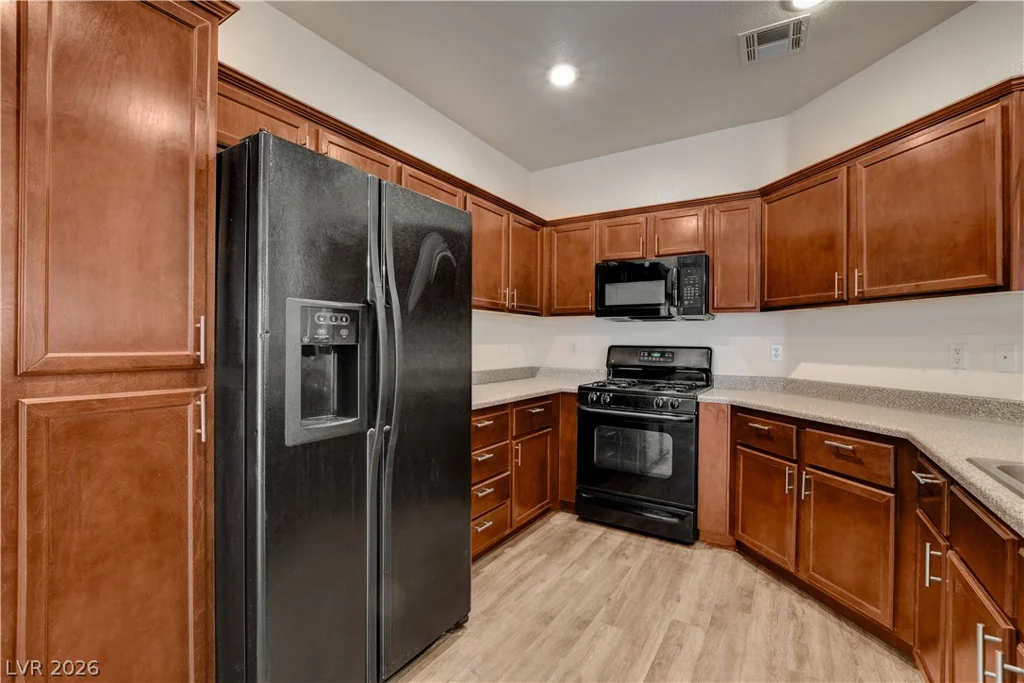 931 APPALOOSA HILLS, North Las Vegas, NV 89081