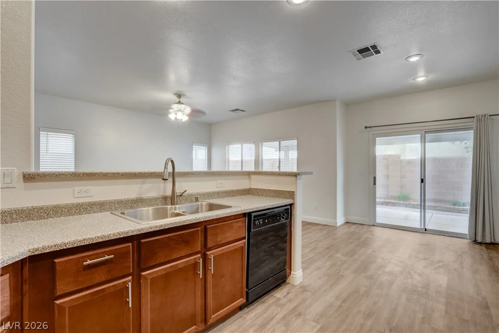 931 APPALOOSA HILLS, North Las Vegas, NV 89081